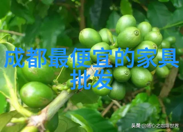 粗陶花瓶放在一处作为装饰那也足够吸引客人的目光