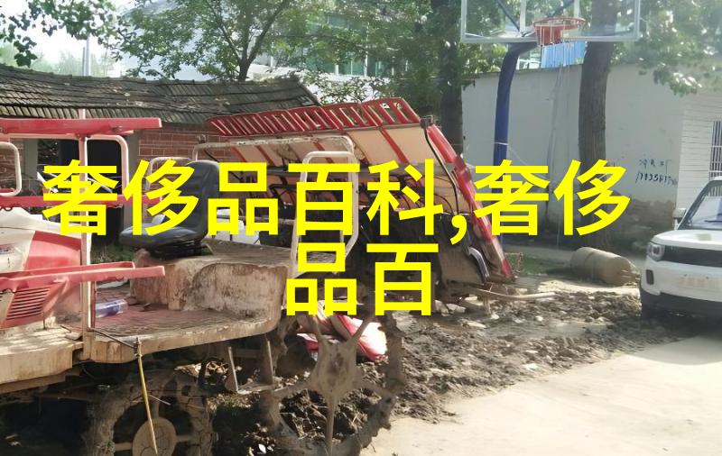 风衣提高你台风天的时尚度